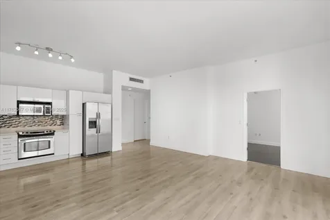 234 NE 3rd Street Miami FL 33132