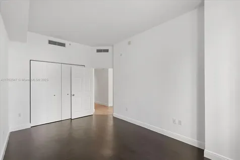 234 NE 3rd Street Miami FL 33132