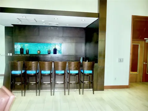 31 SE 5th Street Miami FL 33131