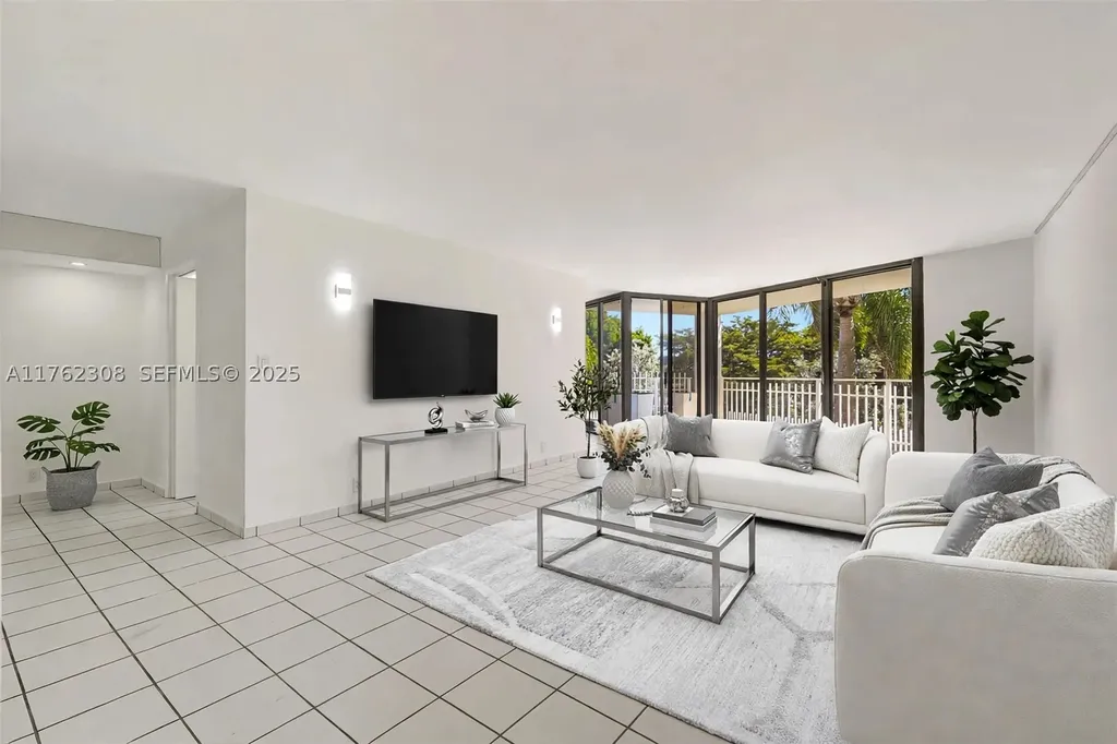 4000 Towerside Terrace Miami FL 33138