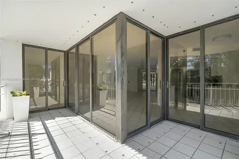 4000 Towerside Terrace Miami FL 33138