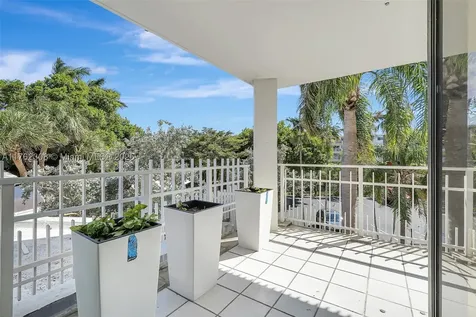 4000 Towerside Terrace Miami FL 33138