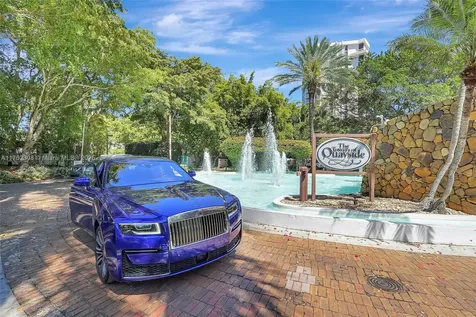 4000 Towerside Terrace Miami FL 33138