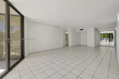 4000 Towerside Terrace Miami FL 33138