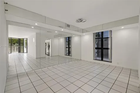 4000 Towerside Terrace Miami FL 33138