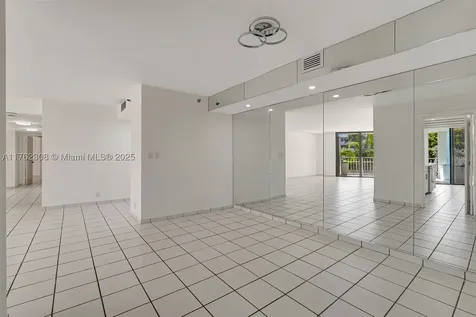4000 Towerside Terrace Miami FL 33138