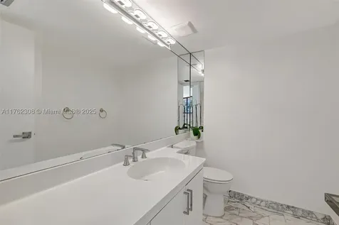 4000 Towerside Terrace Miami FL 33138