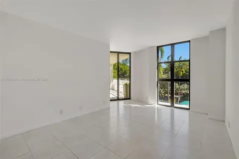 4000 Towerside Terrace Miami FL 33138