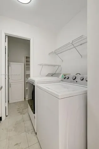 4000 Towerside Terrace Miami FL 33138