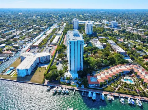 4000 Towerside Terrace Miami FL 33138