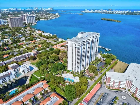 4000 Towerside Terrace Miami FL 33138