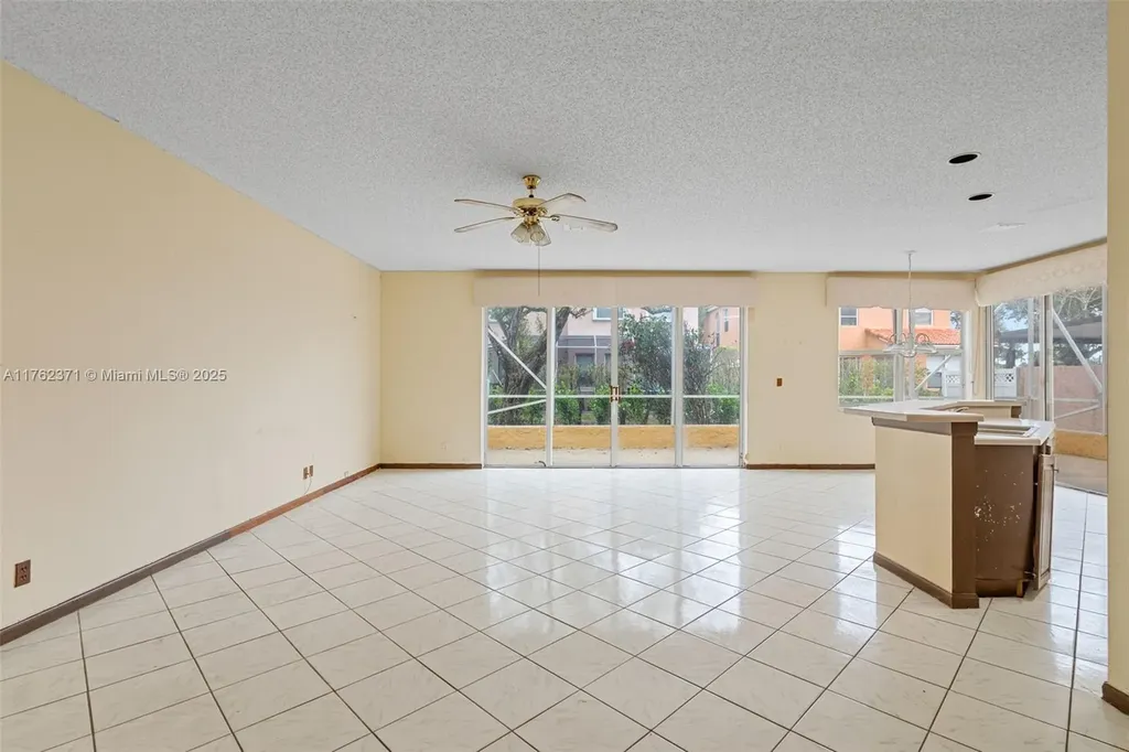 4713 NW 115th Avenue Coral Springs FL 33076