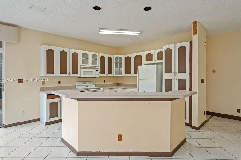 4713 NW 115th Avenue Coral Springs FL 33076