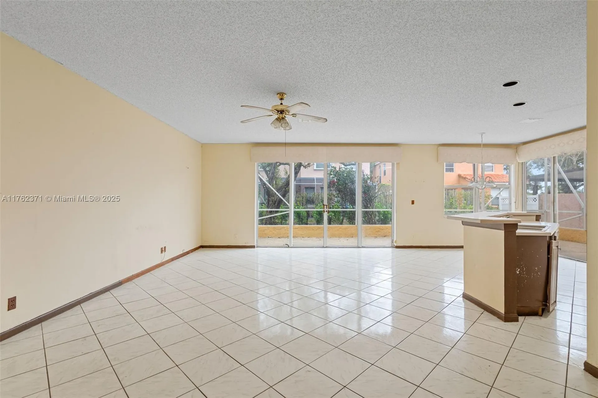 4713 NW 115th Avenue Coral Springs FL 33076