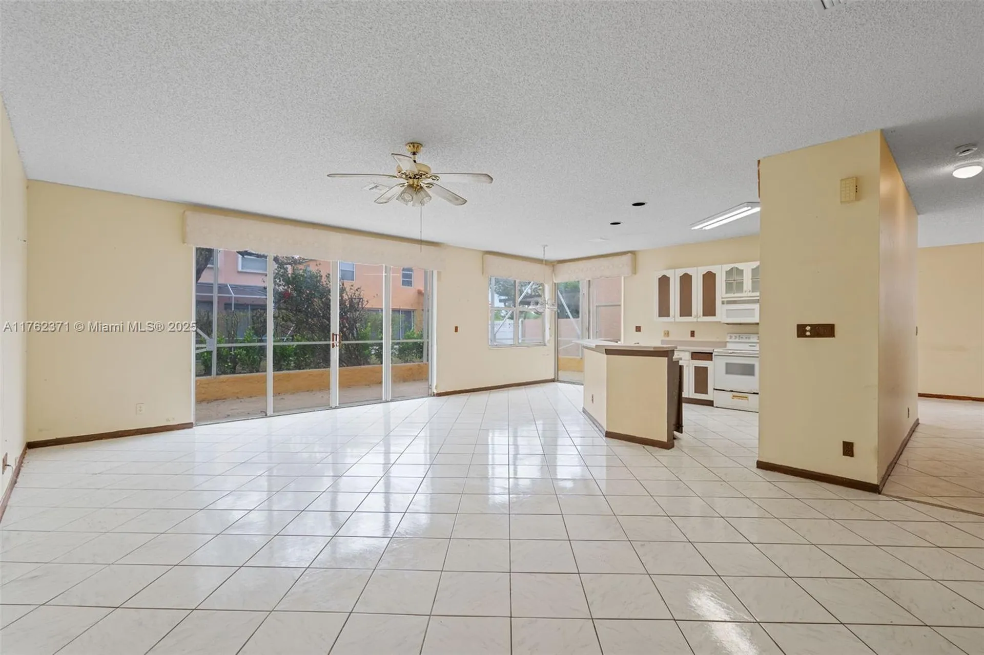 4713 NW 115th Avenue Coral Springs FL 33076