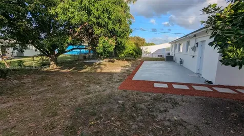 2421 NW 180th Terrace Miami Gardens FL 33056