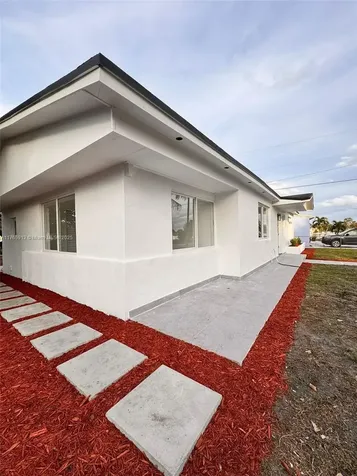 2421 NW 180th Terrace Miami Gardens FL 33056
