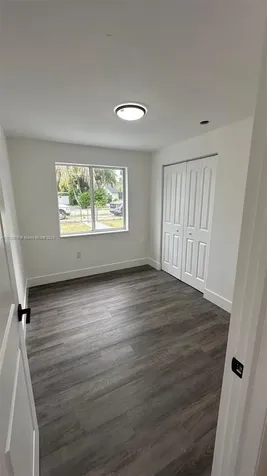 9751 SW 47th Street Miami FL 33165