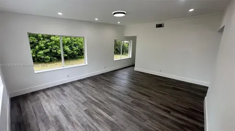 9751 SW 47th Street Miami FL 33165