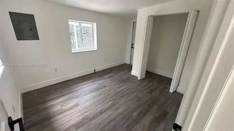 9751 SW 47th Street Miami FL 33165