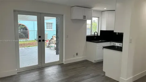 9751 SW 47th Street Miami FL 33165