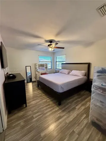 10449 NW 6th Street Pembroke Pines FL 33026