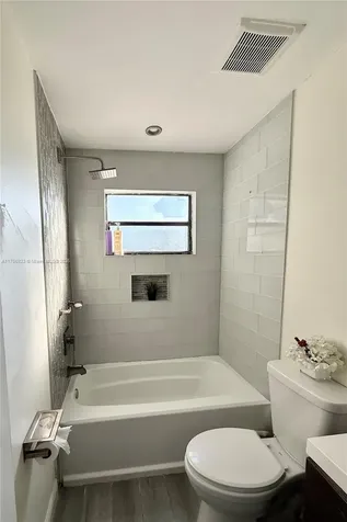 10449 NW 6th Street Pembroke Pines FL 33026