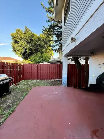 10449 NW 6th Street Pembroke Pines FL 33026