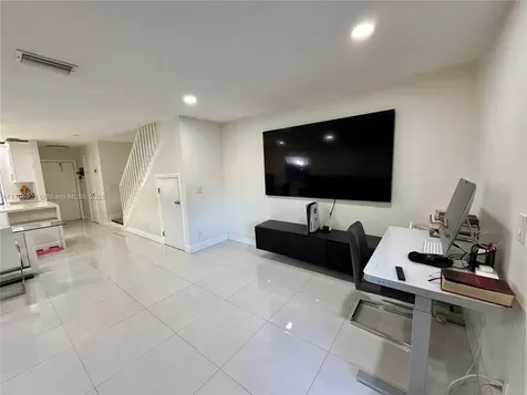 10449 NW 6th Street Pembroke Pines FL 33026