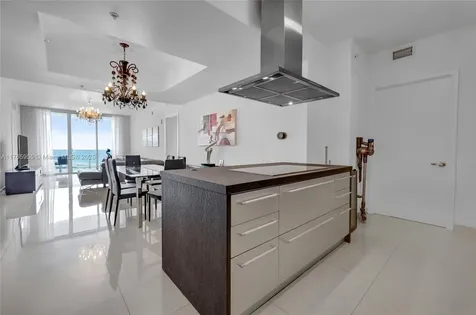 18201 Collins Avenue Sunny Isles Beach FL 33160