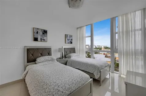 18201 Collins Avenue Sunny Isles Beach FL 33160