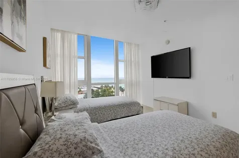 18201 Collins Avenue Sunny Isles Beach FL 33160