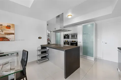 18201 Collins Avenue Sunny Isles Beach FL 33160