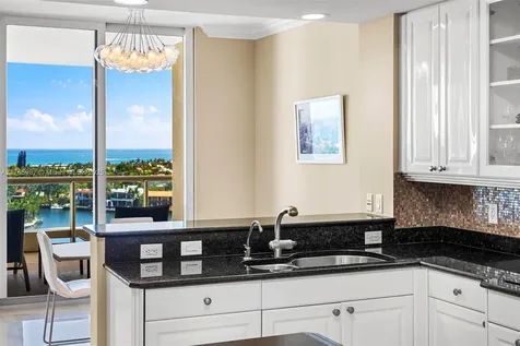 21200 Point Place Aventura FL 33180