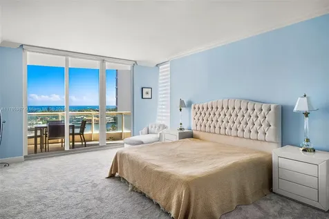 21200 Point Place Aventura FL 33180