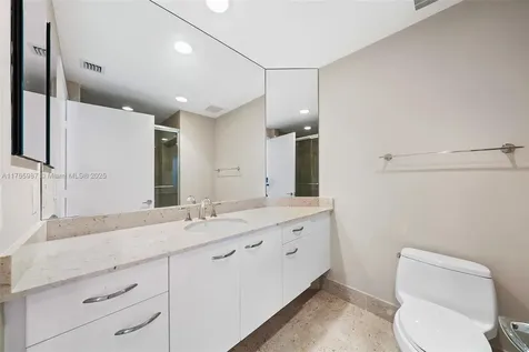 21200 Point Place Aventura FL 33180