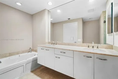 21200 Point Place Aventura FL 33180