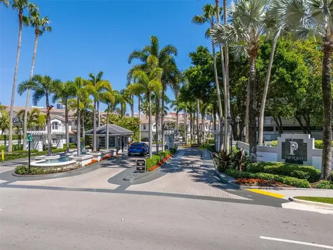 21200 Point Place Aventura FL 33180