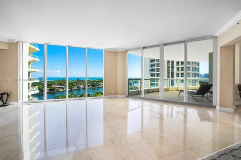 21200 Point Place Aventura FL 33180