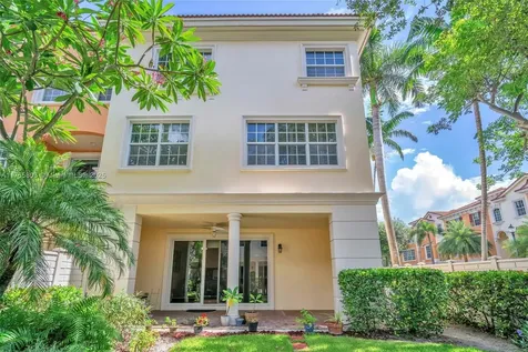 616 NE Venezia Lane Boca Raton FL 33487