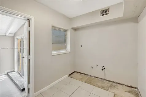 520 Carolina Avenue Fort Lauderdale FL 33312