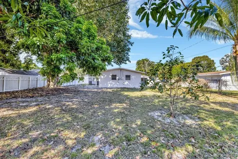 520 Carolina Avenue Fort Lauderdale FL 33312