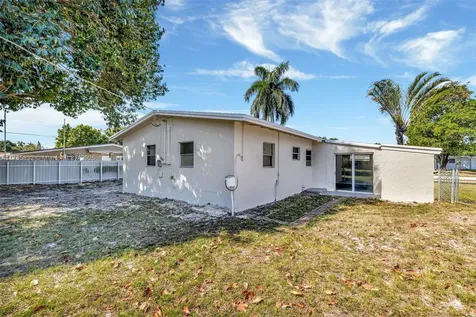 520 Carolina Avenue Fort Lauderdale FL 33312
