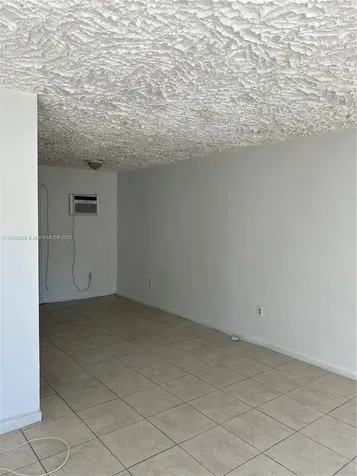 1513 NW 81st Street Miami FL 33147