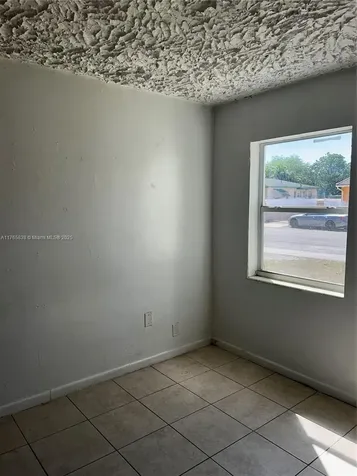 1513 NW 81st Street Miami FL 33147