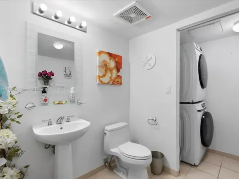 16699 Collins Avenue Sunny Isles Beach FL 33160