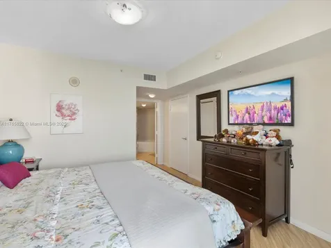 16699 Collins Avenue Sunny Isles Beach FL 33160