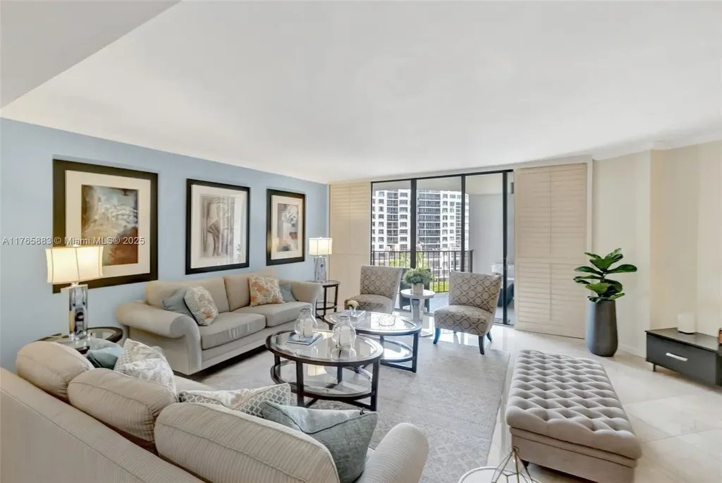 520 Brickell Key Drive Miami FL 33131