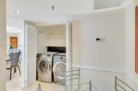 520 Brickell Key Drive Miami FL 33131