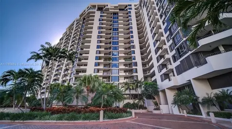 520 Brickell Key Drive Miami FL 33131